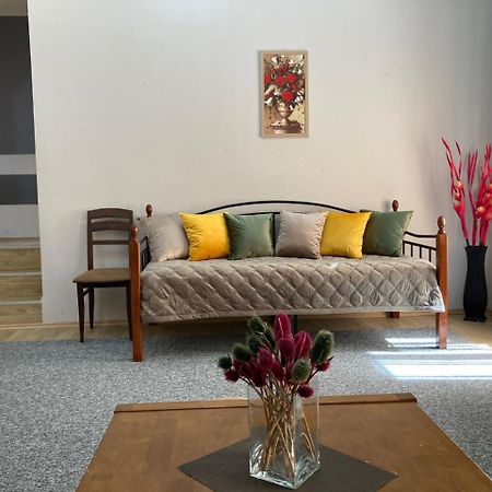 Beridze Apartment Tbilisi ภายนอก รูปภาพ